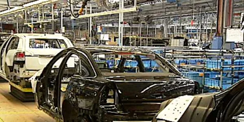 Industria auto stagnează