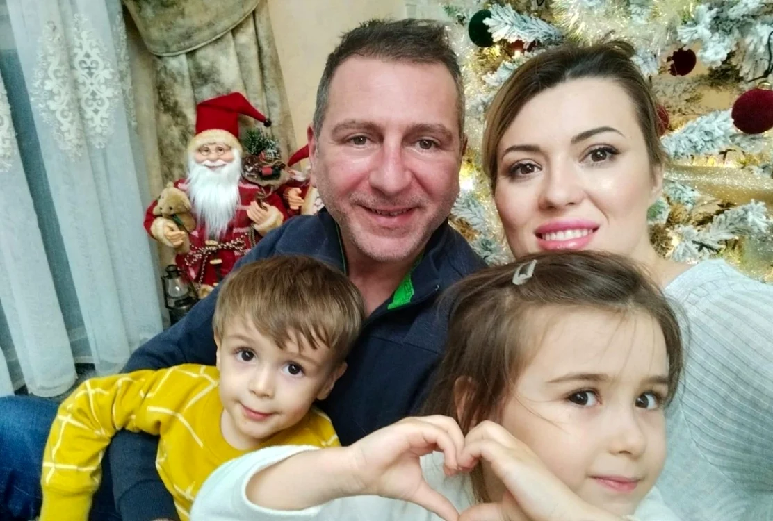 Christian Sabbagh, Iulia şi copiii (Foto: Kanal D).