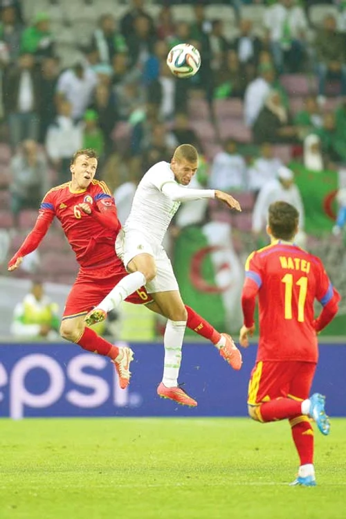Chiricheş nu s-a ridicat la înălţimea algerienilor, jucători calificaţi la Cupa Mondială (FOTO: Mediafax)