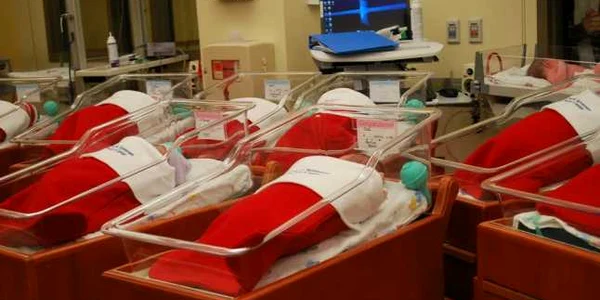 oameni care petrec craciunul altfel