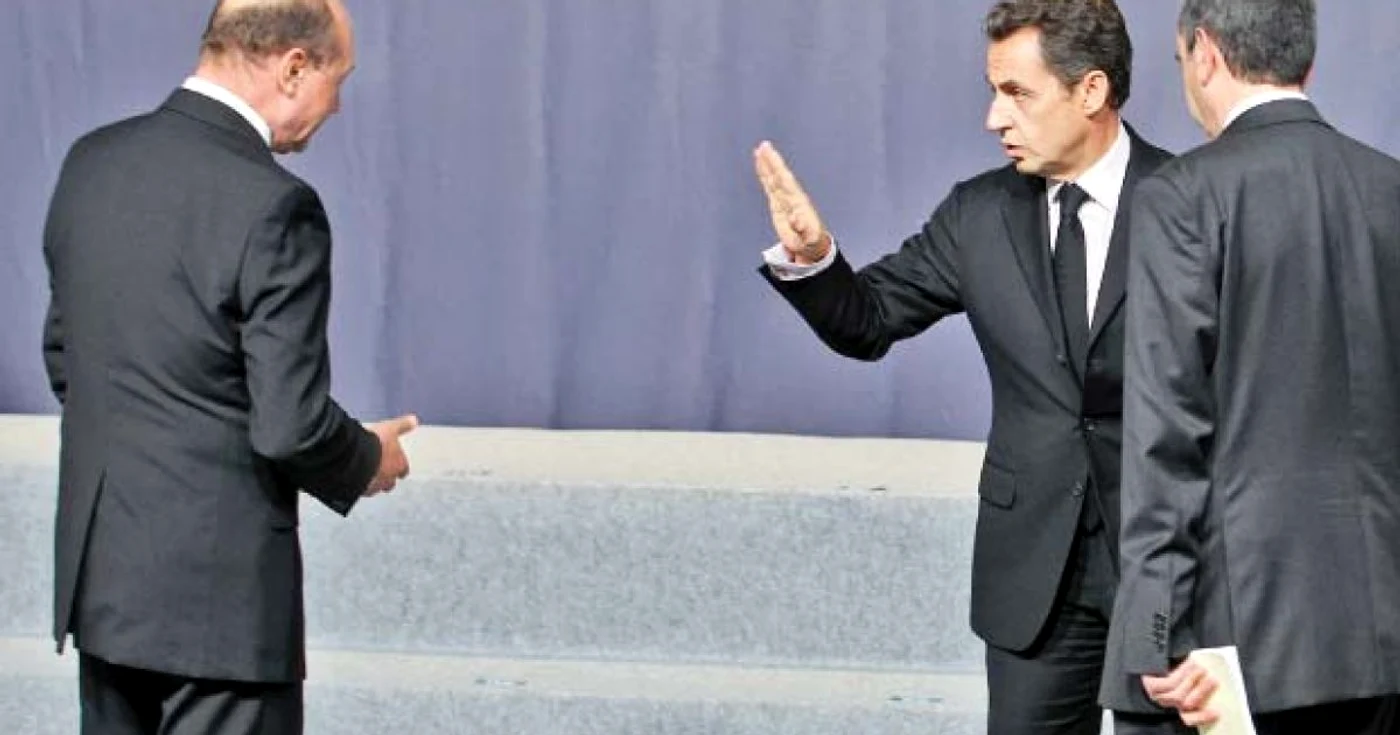 Nicolas Sarkozy va ţine România departe de Schengen, cel puţin până la anul, consideră analiştii  