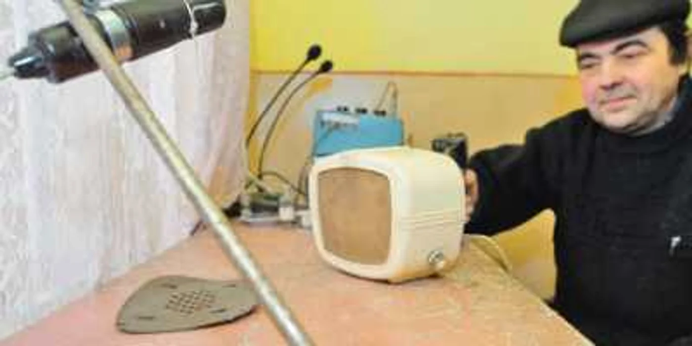 Ionel Dincă este electronistul care  se ocupă de emisie