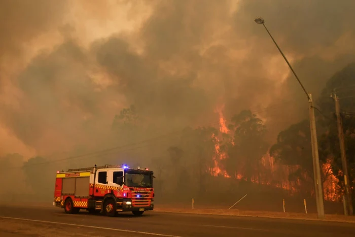 Incendiu in apropiere de Sydney FOTO EPA-EFE