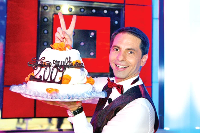 2009 Dan a sărbătorit audiențele record cu un tort imens