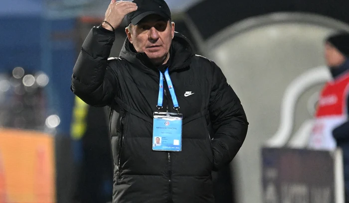 Gică Hagi este negru de supărare