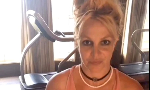 foto caseta 1 britney sursa instagram 1 jpeg