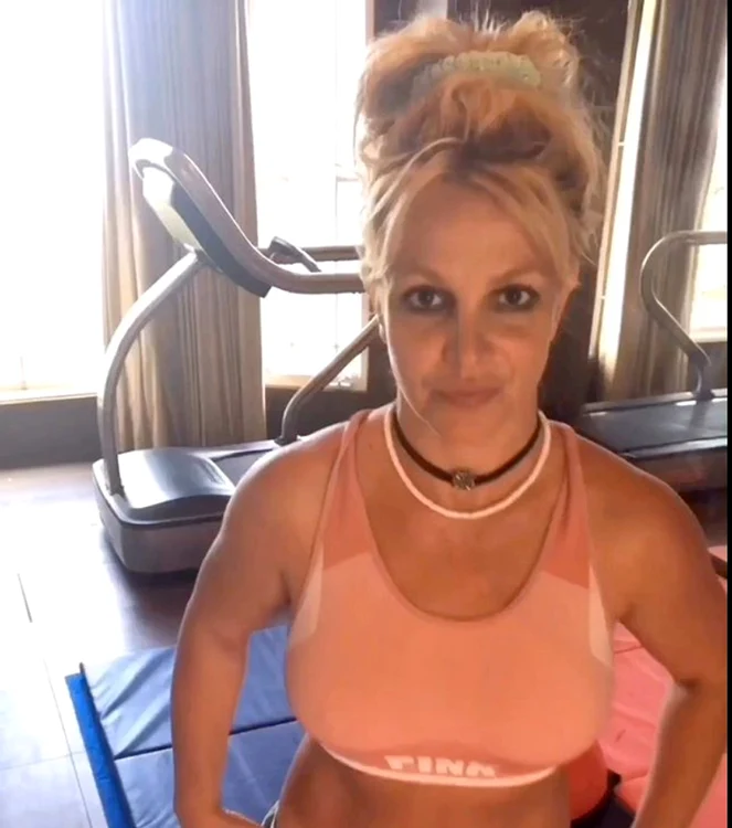Britney Spears a cerut unei curţi de justiţie din California să nu fie repusă sub tutela tatălui eiFoto: Instagram