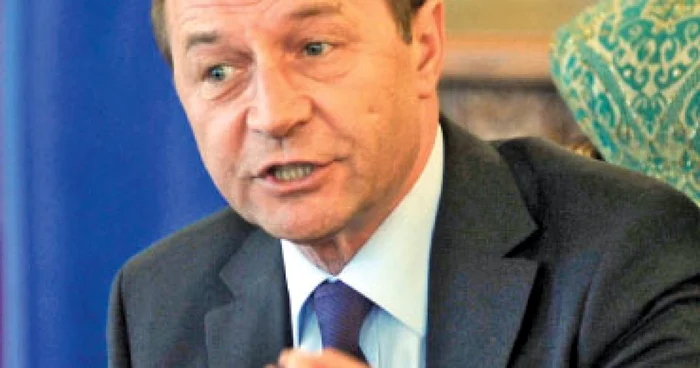 Băsescu ar vrea dizolvarea Parlamentului