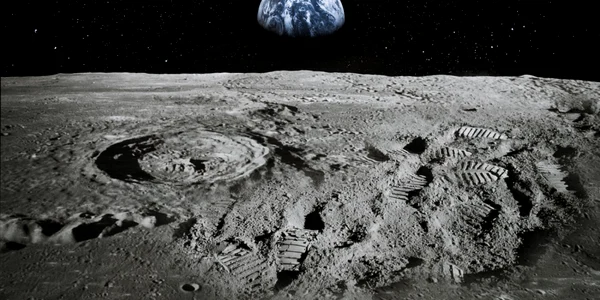 luna pamant FOTO Shutterstock