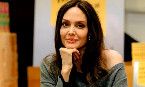 angelina instagram jpg