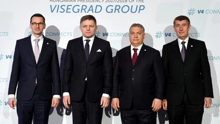 Liderii Grupului de la Vişegrad  premierul Poloniei, Mateusz Morawiecki, premierul Slovaciei, Robert Fico, premierul Ungariei, Viktor Orban şi premierul desemnat al Cehiei, Andrej Babis