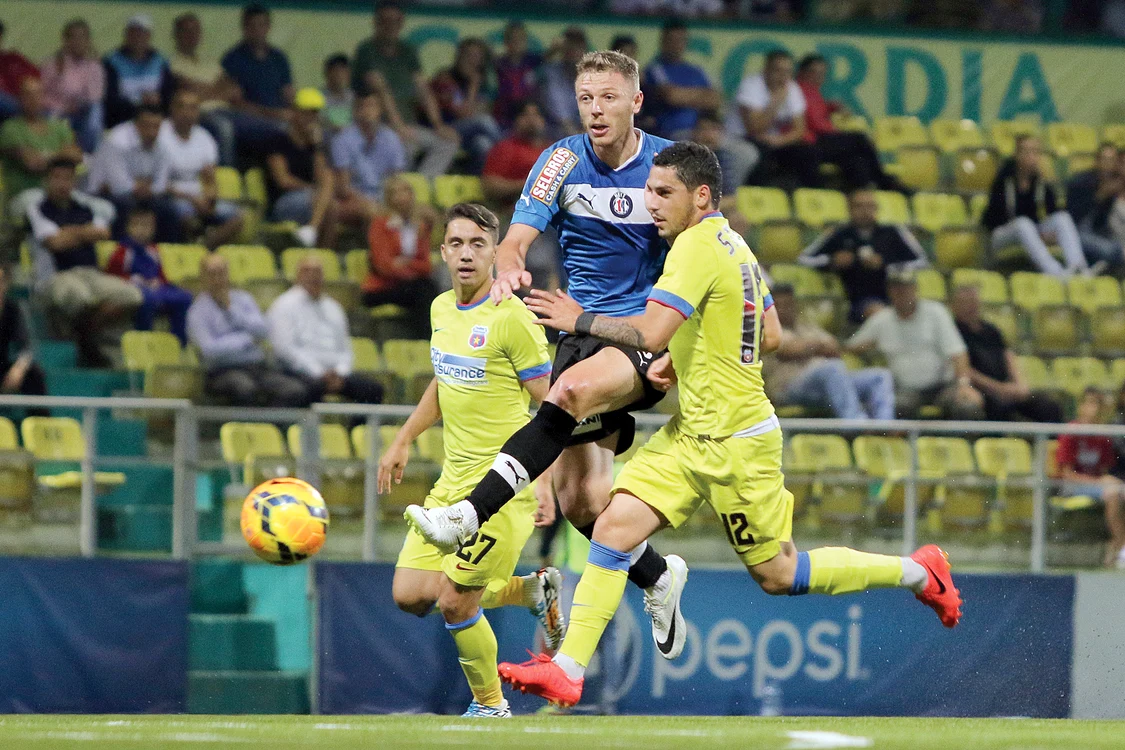 Fotbaliştii Viitorului  au mari şanse să scape  de la retrogradare  dacă obţin un rezultat  pozitiv în Ghencea