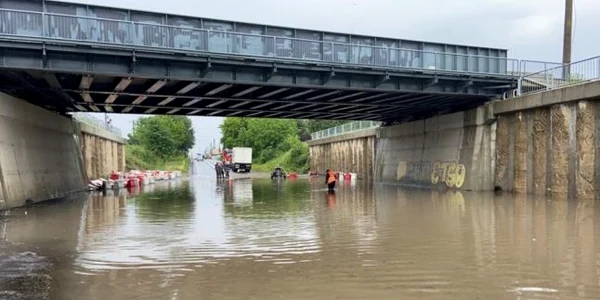 inundatie soseaua bucuresti targoviste foto isu bif