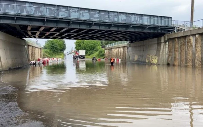 inundatie soseaua bucuresti targoviste foto isu bif