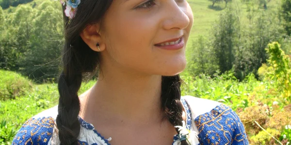 Târgovişte: Denisa Grecu, vocea Mariei Tănase într-un trup de 18 ani