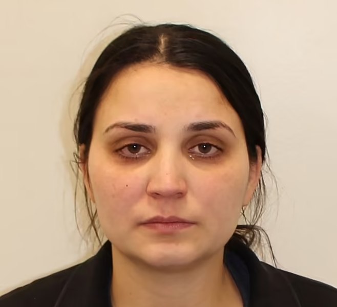 O româncă deghizată în femeie de serviciu a furat bijuterii de peste 640.000 de euro dintr-una dintre cele mai luxoase locuințe din Londra