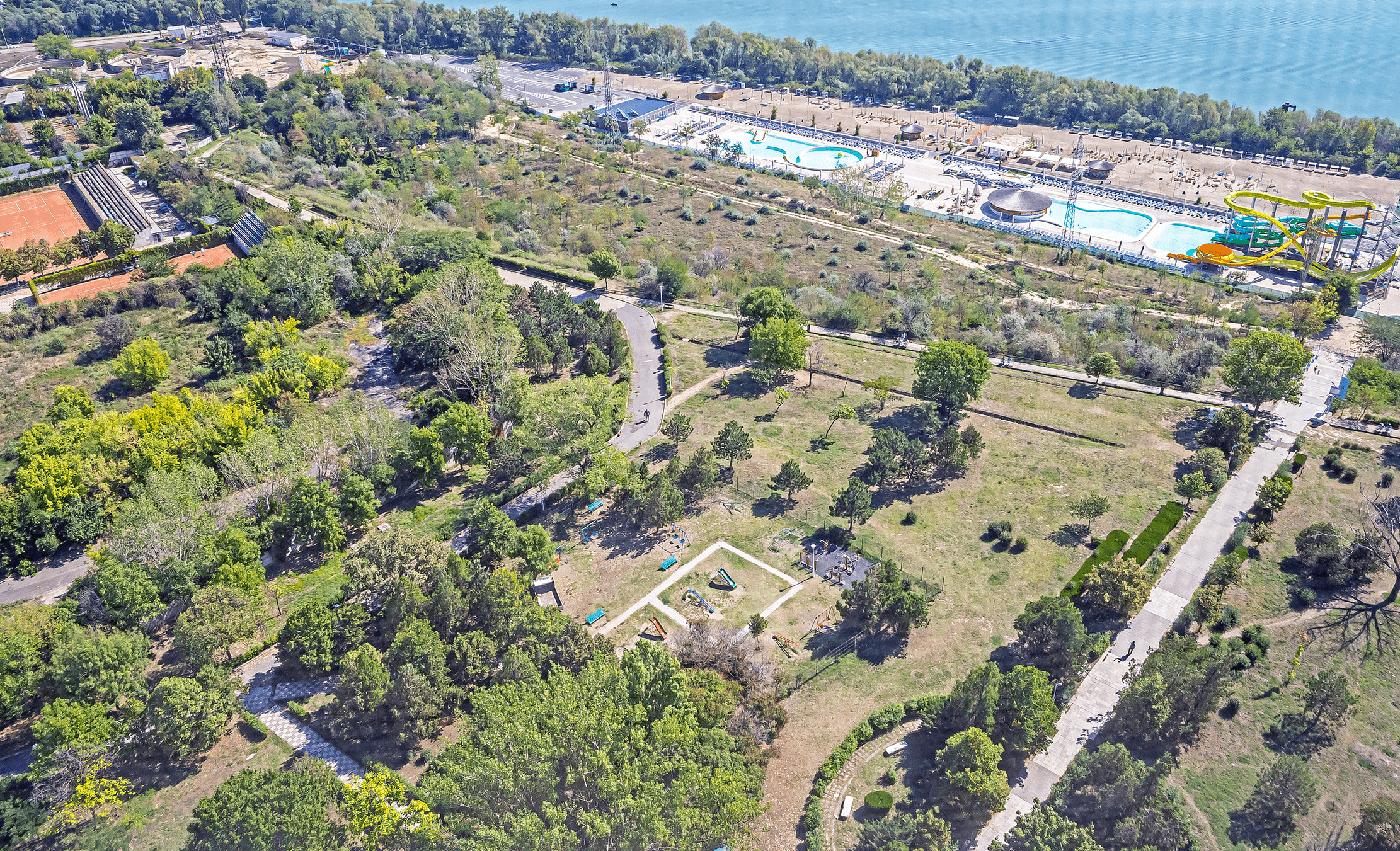 Roată panoramică spectaculoasă, de 36 metri înălțime, pe malul Dunării, la Galați