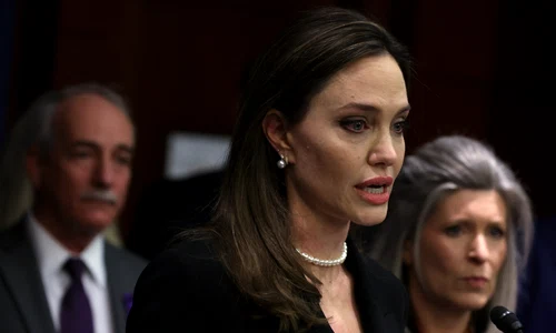 angelina jolie jpg