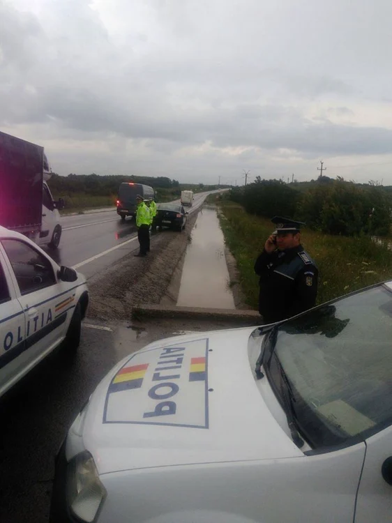 Foto Facebook Poliţia Română