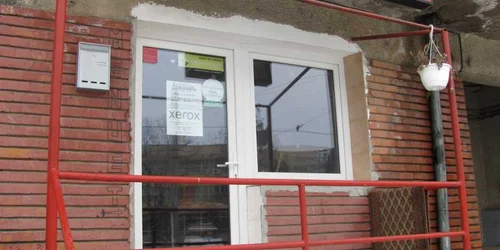 Microbuzul aparține firmei Menuet din Reșița