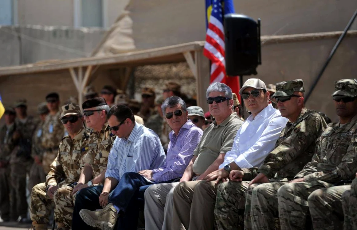 Premierul Victor Ponta în vizita oficială din Afganistan FOTO Facebook