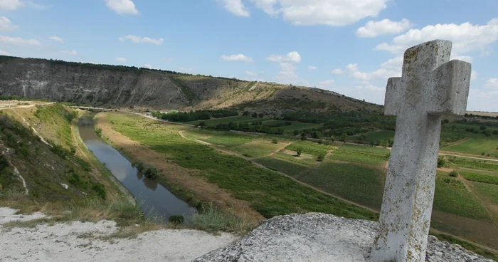 Vedere a împrejurimilor Orheiului Vechi