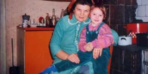 Aproape 400 dintre copiii aflaţi în plasament în Sălaj sunt crescuţi de bunici ori de alte rude