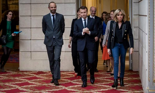 brigitte macron tinuta png