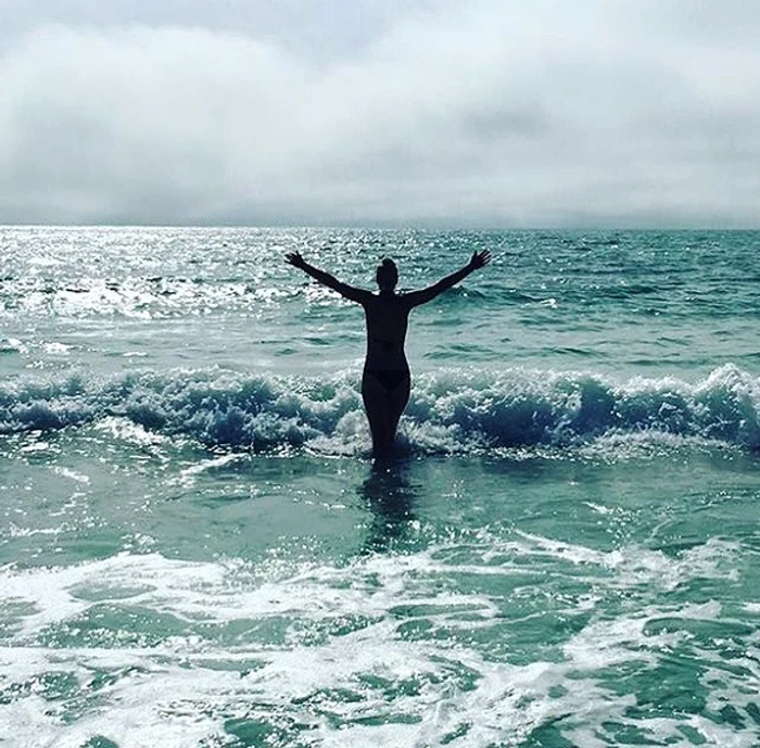 Lisicki, pe plajă în golful Key Biscayne, înainte de jocul cu Begu