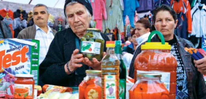 Toamna asta punem murături din vecini