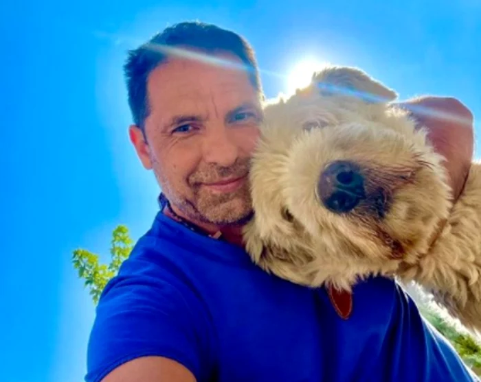 Dan Negru, alături de câielele lui, GoogleFoto: Arhivă personală