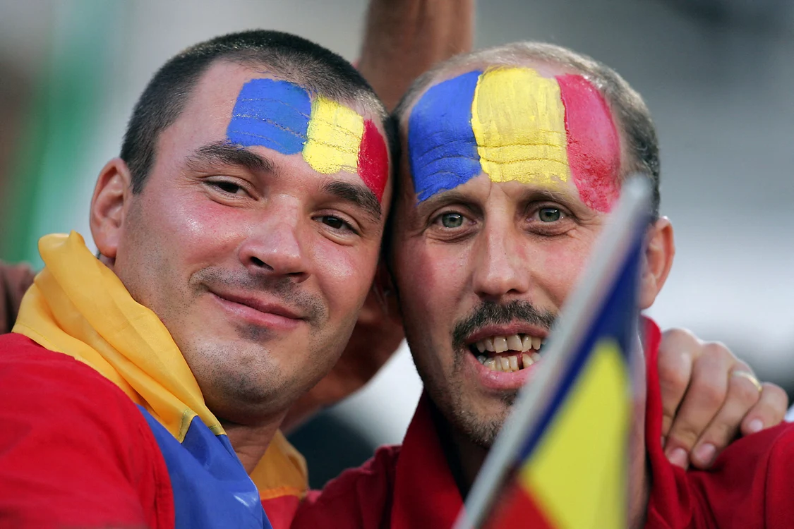 Suporterii naționalei au, în sfâșrit, un motiv de bucurie: România merge la Euro 2024. FOTO: AFP