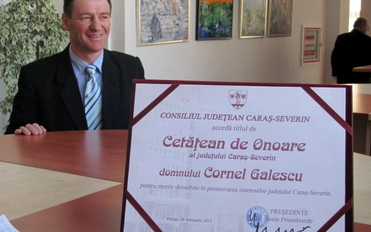 Cornel Galescu a primit diploma de cetățean de onoare al județului Caraș-Severin