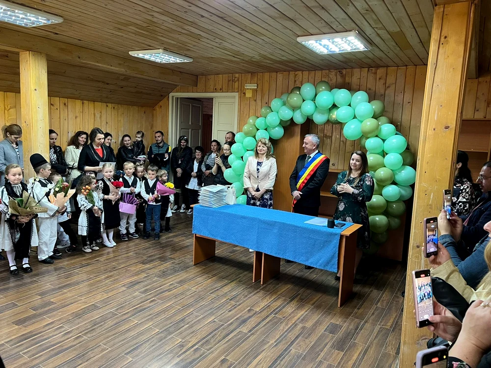 Ceremonia de sfârșit de an de la școala din Strungari FOTO Facebook/ Primăria comunei Pianu