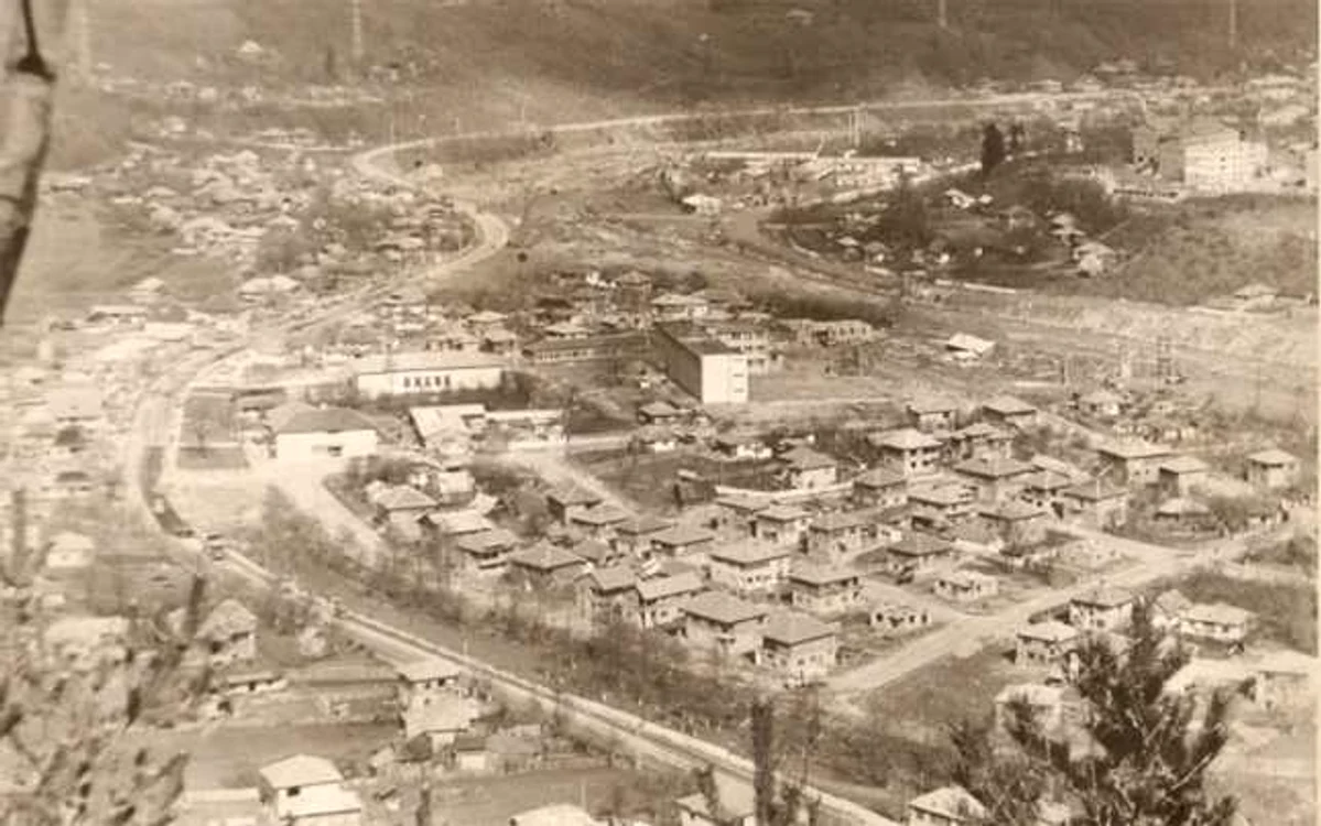 Vechea vatră a satului Siriu, înainte de formarea lacului de acumulare. SURSA Arhivă