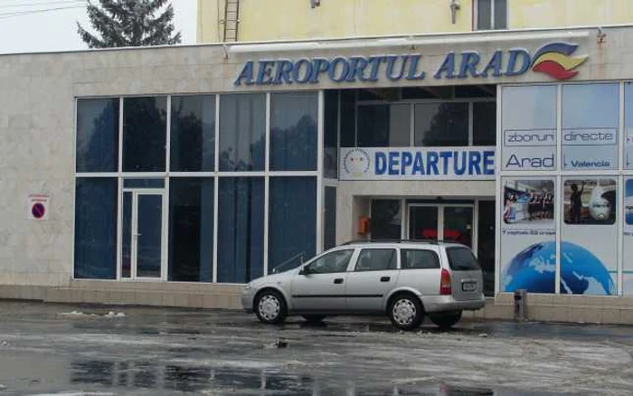 Aeroportul din Arad a găzduit aeronava Blue Air mai bine de 15 ore