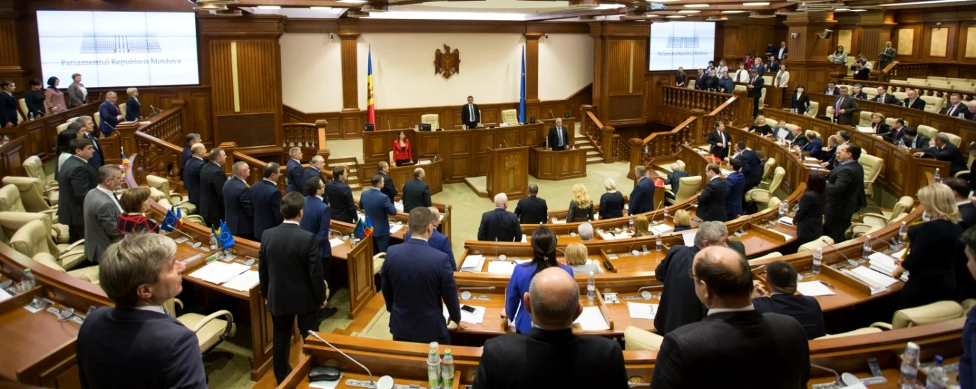 FOTO parlament.md