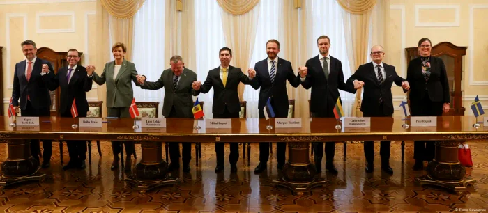 Miniștrii de externe ai statelor din formatul NB8 la Chișinău, alături de Mihai Popșoi