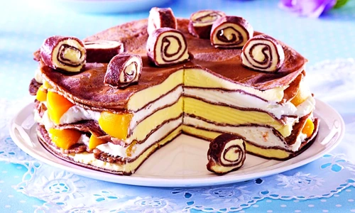 tort de clatite cu budinca si piersici profimedia 0174252163 jpeg