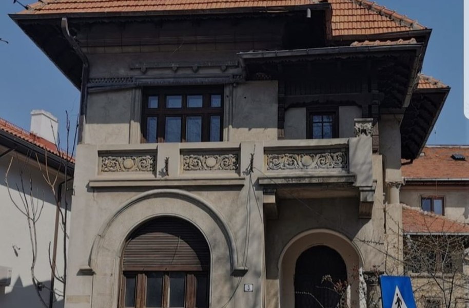 Soluții de bricolaj care trec testul timpului, fabricate în România. „Ce foloseau la casele vechi de arată impecabil, nu ca astea noi?“ 