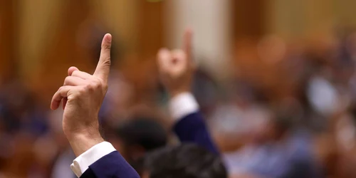 INSTANT ASUMARE PARLAMENT 005 INQUAM Photos Octav Ganea jpg