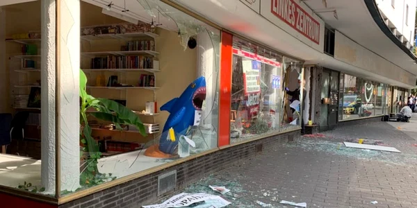 Explozie la filiala Die Linke din Oberhausen FOTO wdr.de