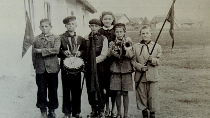 calarasi copii in  deportare foto memorialsighet.ro