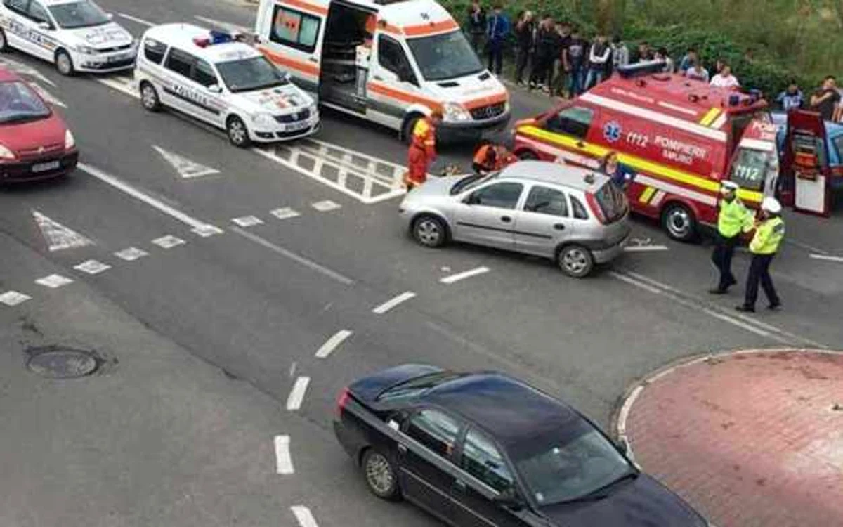 Imagine surprinsă după producerea accidentului rutier