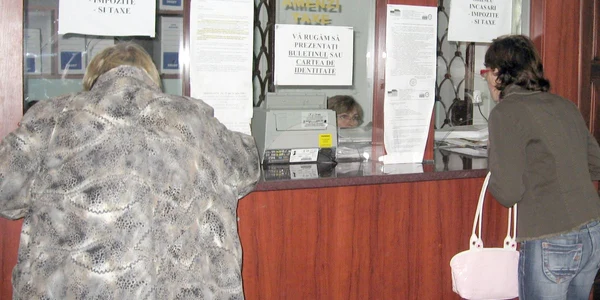Taxele şi impozitele sfidează criza