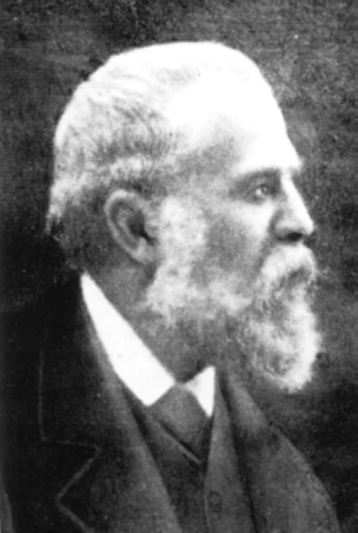 Antoni Gaudi, în 1910 (© Wikimedia Commons)