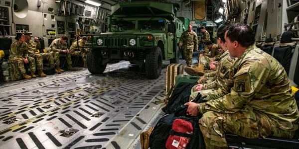 Soldati americani Statele Unite NATO FOTO EPA-EFE