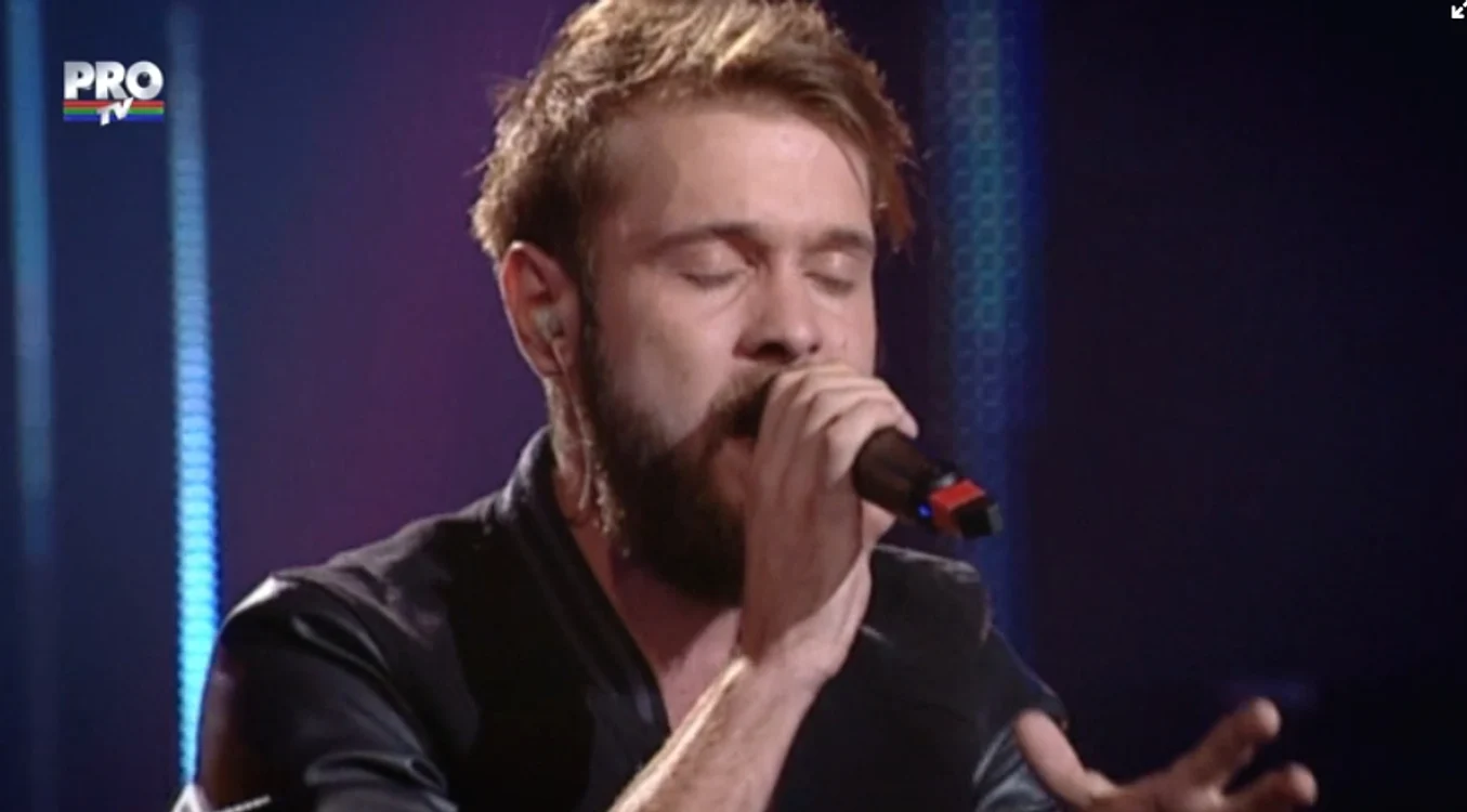 Vocea României 2015, audiții pe nevăzute: Elvis a întors toate scaunele