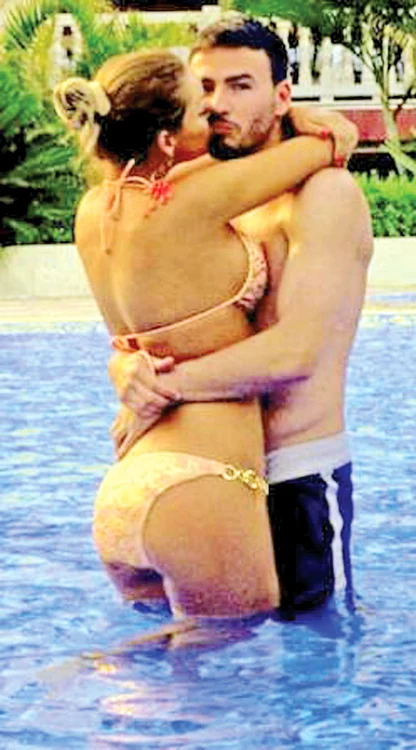 Cu Adrian  Cristea a  avut o  relaţie  cu năbădăi