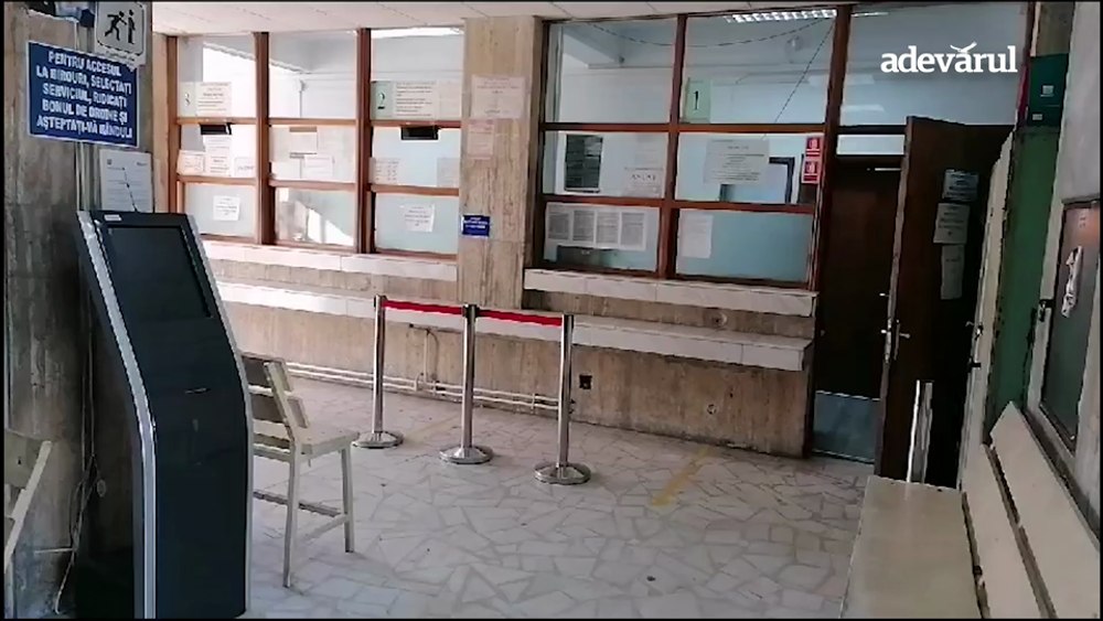 Grevă în instituțiile Ministerului Muncii. „Legea salarizăriii a fost făcută țăndări”. La Pensii s-au închis ghișeele VIDEO